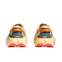 Hoka Speedgoat 7 Beige Oranje SS26 Dames