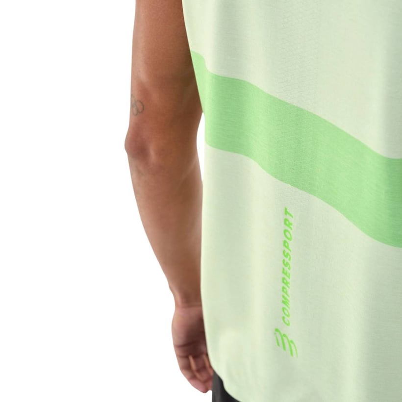 Camiseta Compressport Performance Singlet Sem...