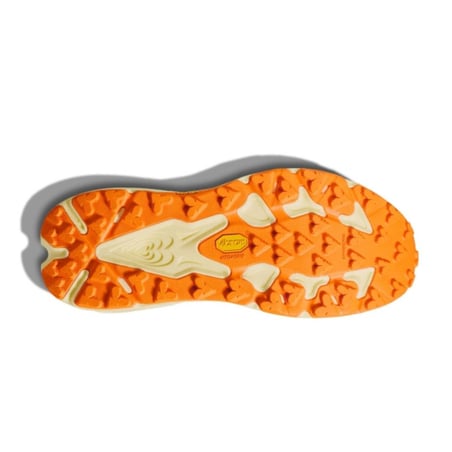 Hoka Speedgoat 7 Laufschuhe Beige Orange SS26