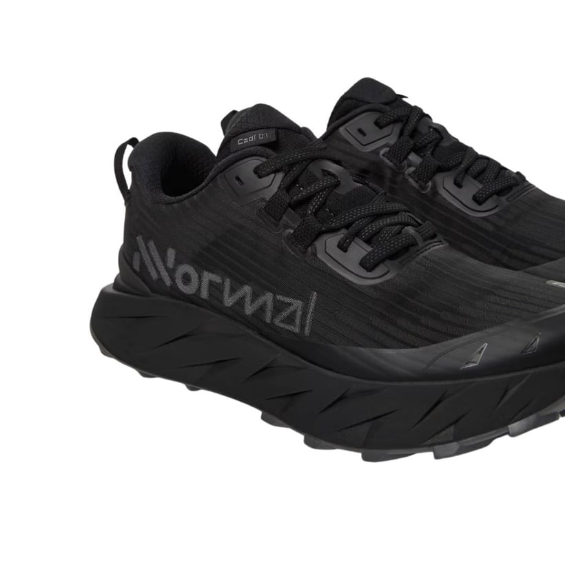 Chaussure NNormal Cadí Noir SS26