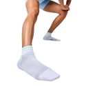 Feetures Elite Ultra Light Quarter Sky Blue socks