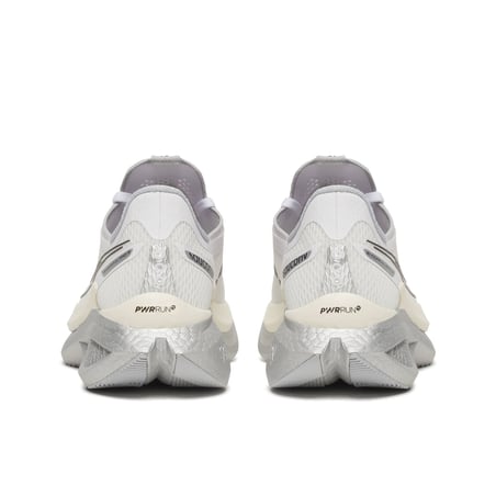 Zapatillas Saucony Endorphin Pro 5 Blanco Gris SS26 Mujer