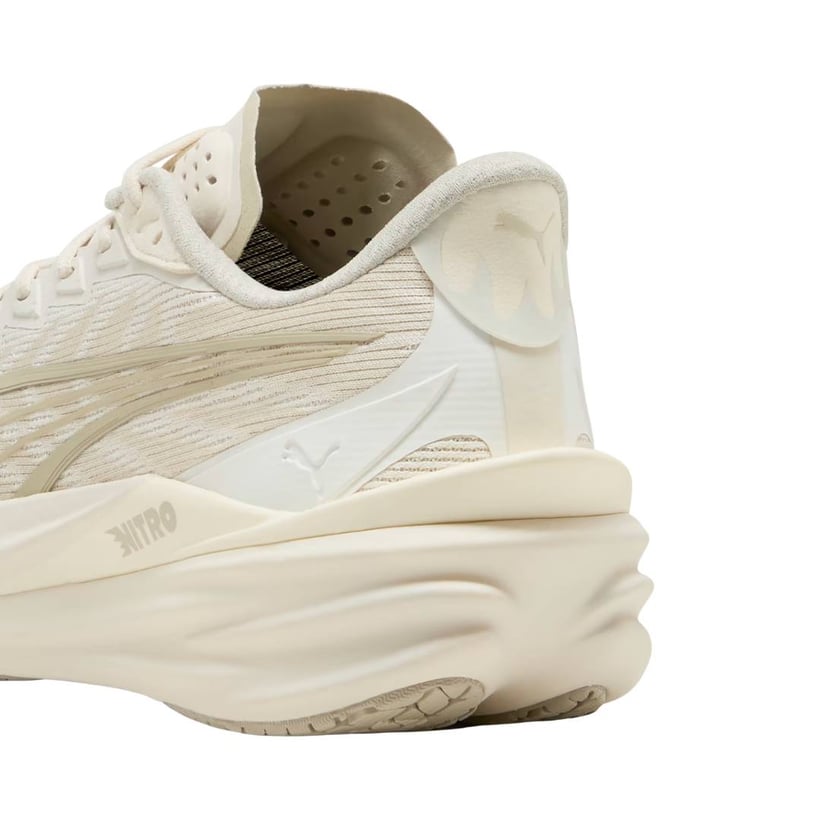 Puma Deviate NITRO 4 Laufschuhe Beige Weiß SS26