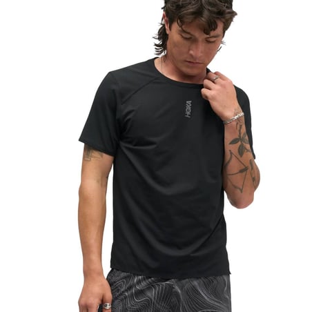 Camiseta Hoka EveryRun Preta