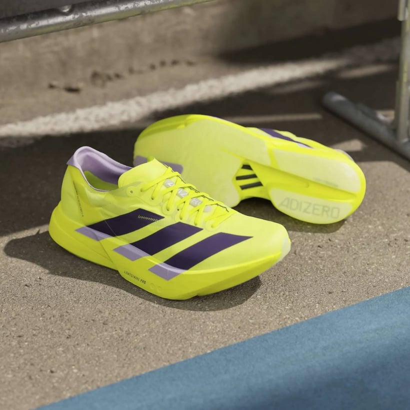Ténis Adidas Adizero Adios Pro 4 Amarelo Roxo AW26
