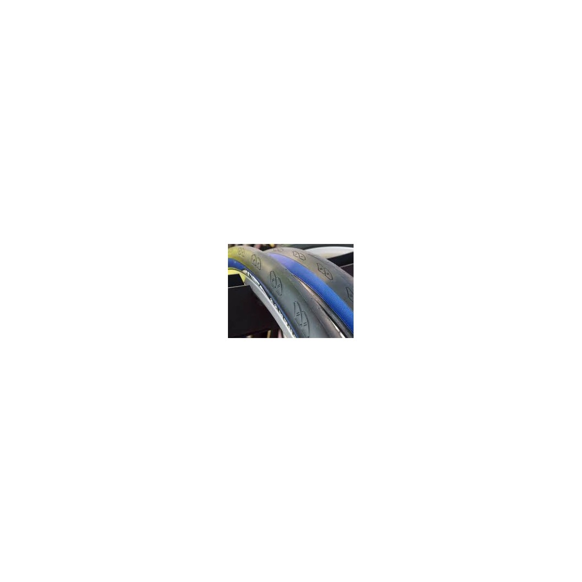 Wettbewerb in günstig Kaufen-Tufo Comtura Duo Road Reifen 700x25 schwarz. Tufo Comtura Duo Road Reifen 700x25 schwarz <![CDATA[Tufo Comtura Duo Road Reifen 700x25 schwarz Die neue große Bodenabdeckung in Tufo wurde für den Wettbewerb mit einer dreifach zusammengesetzten Schale und 