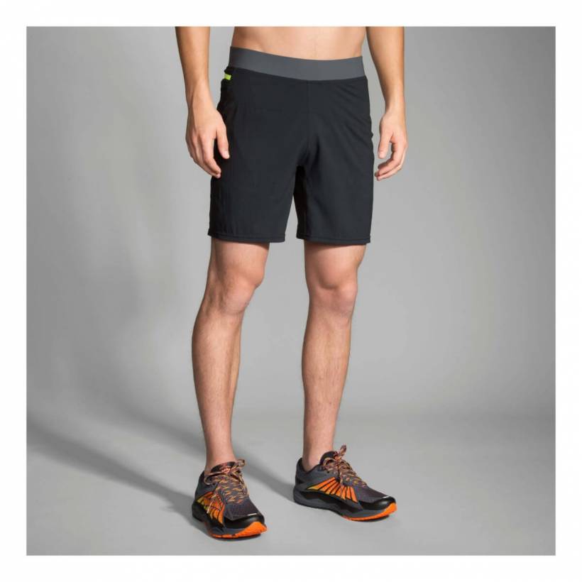 Brooks Cascadia 7 "shorts black man