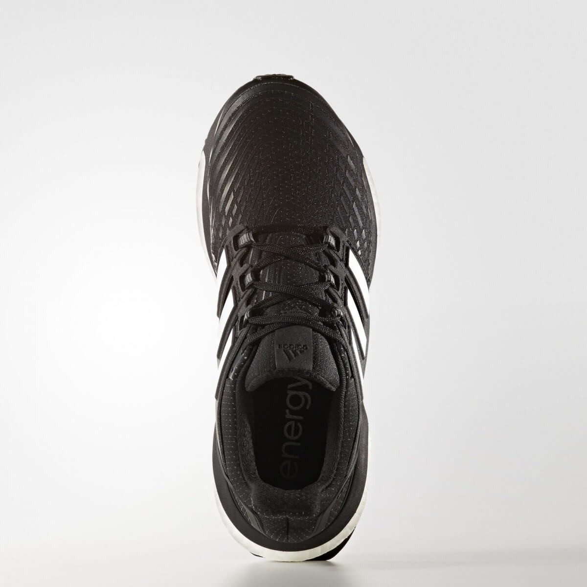 Running Adidas Energy Boost color black woman