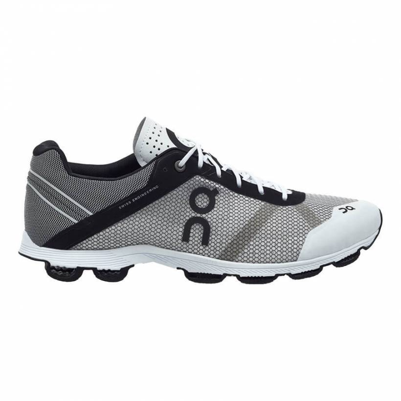 ON CloudRush Schuhe Weiß Schwarz / Grau AW18
