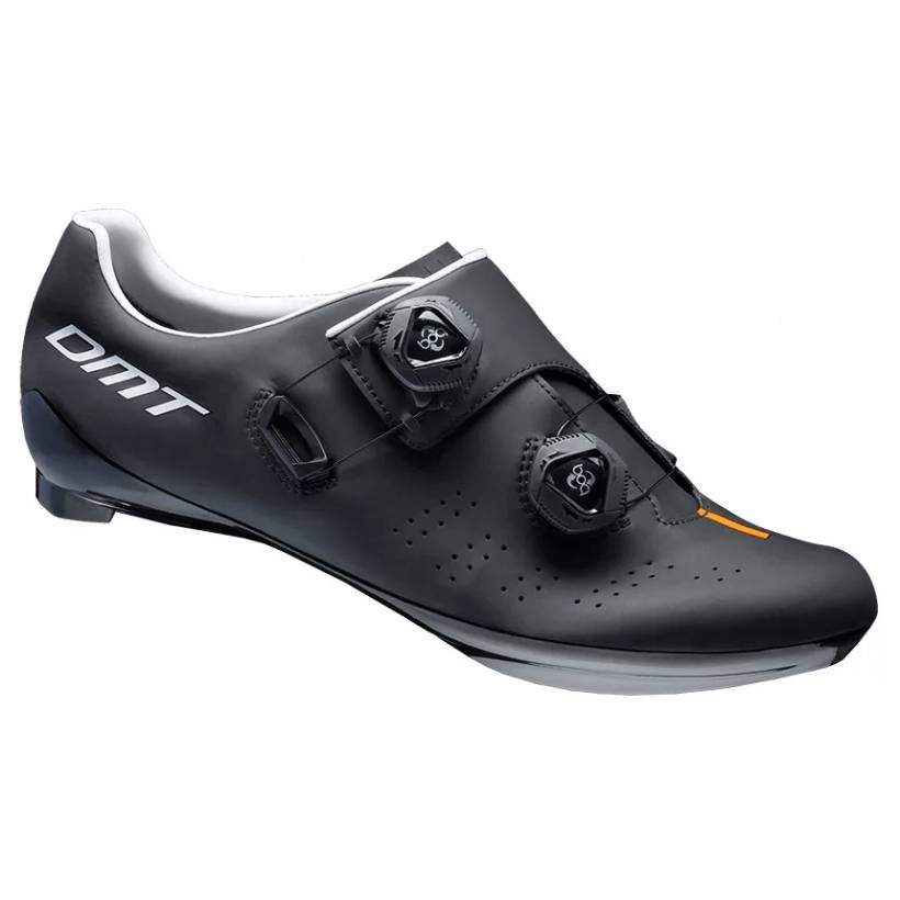 Czarne buty szosowe DMT D1
