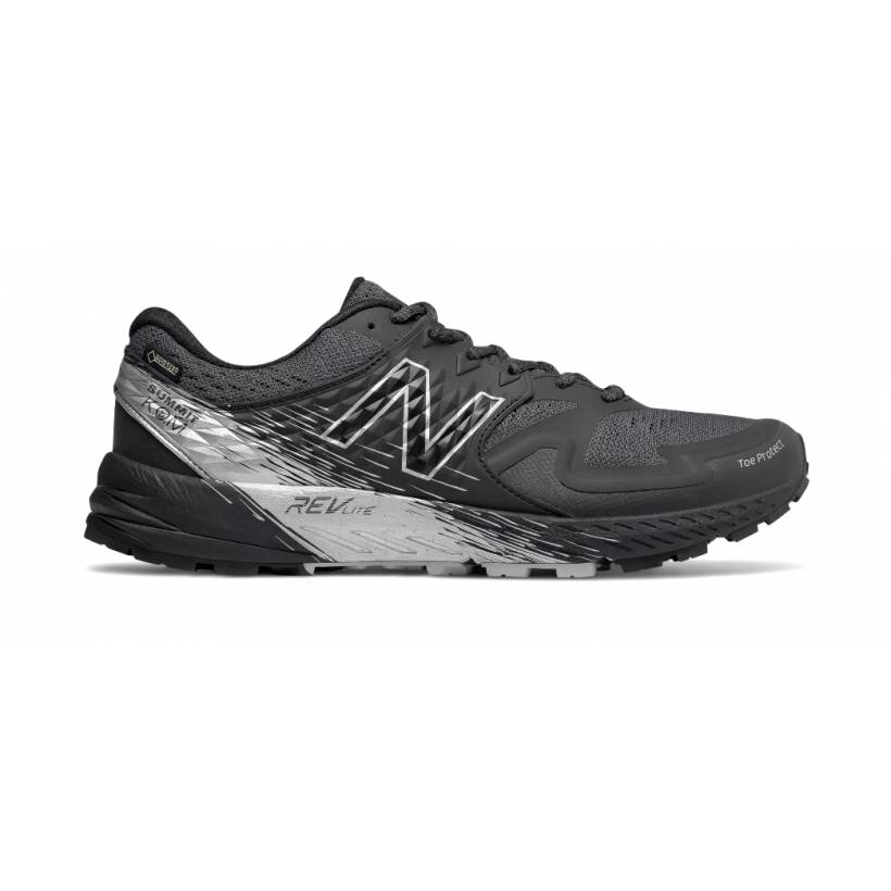 Trail shoes New Balance Summit KOM GTX AW18 Black