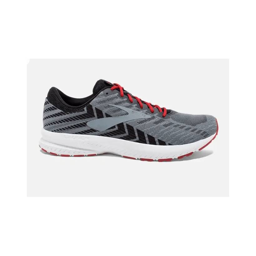 Brooks lança 6 sapatos cinza preto vermelho SS19