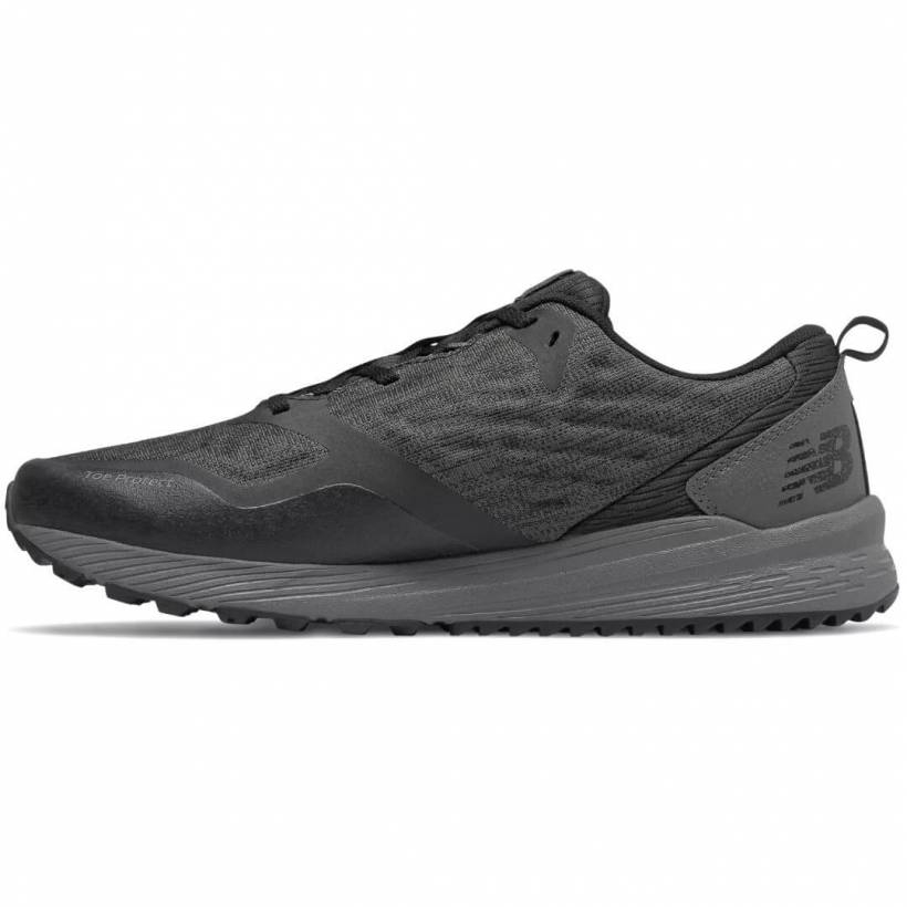 Zapatillas de Trail New Balance Nitrel v3 Negro OI19
