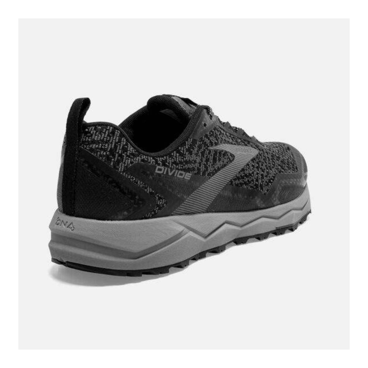 Scarpe brooks nere sale