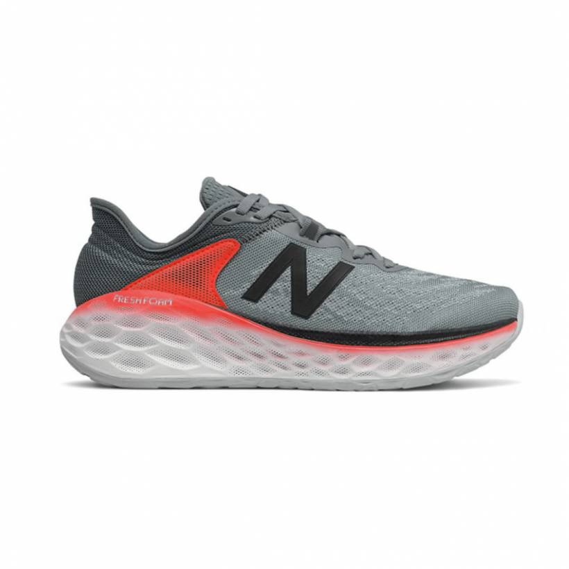 Zapatillas New Balance Fresh Foam More V2 Gris Negro Rojo