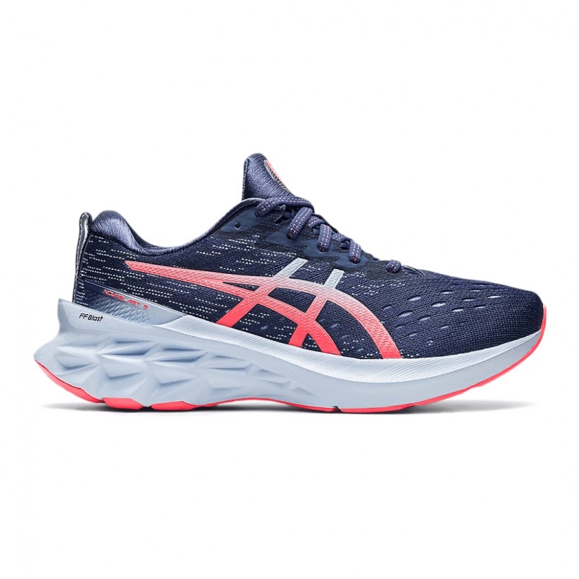 Tênis de corrida feminino Asics Novablast 2 Grey Red AW21