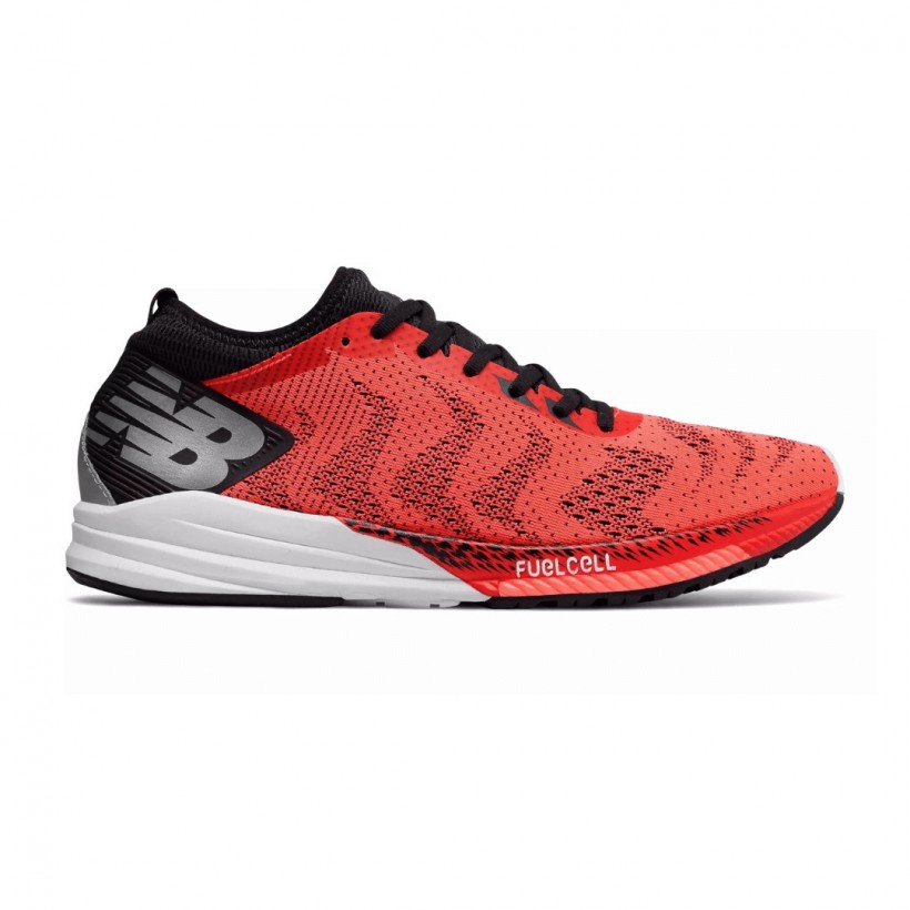 New Balance FuelCell Impulse Red / Black AW18 Shoe