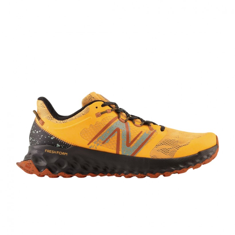 Baskets New Balance Fresh Foam Garoé Orange Noir