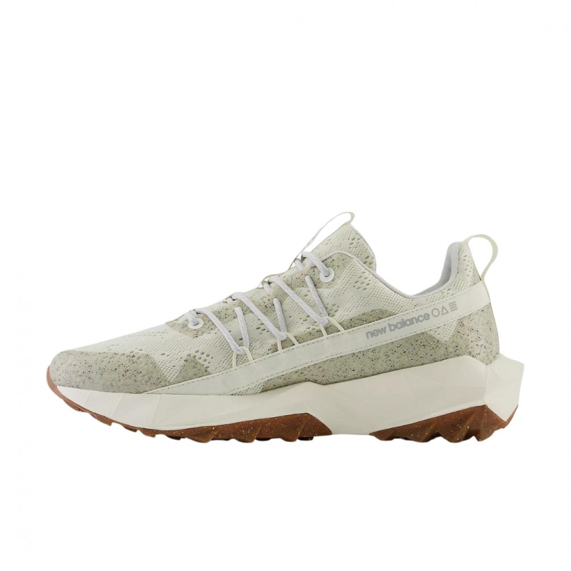 Shoes New Balance Tektrel Beige White 