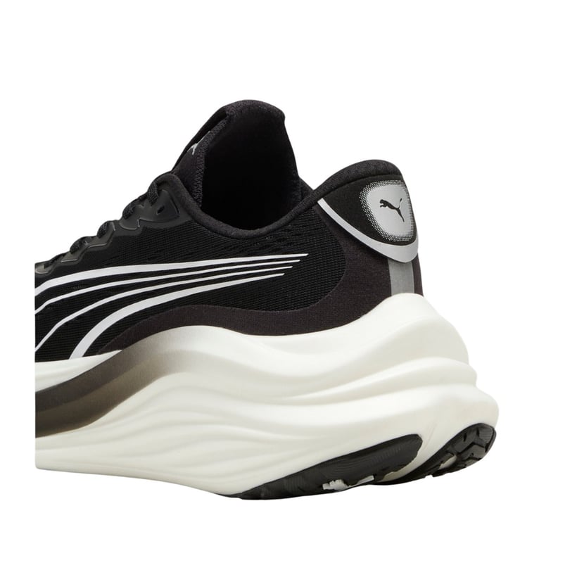 Puma MagMax Nitro Black White  Sneakers