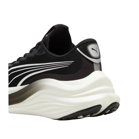 Puma MagMax Nitro Black White  Sneakers