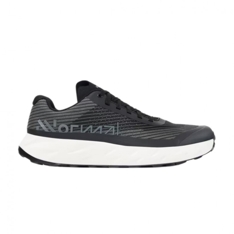 Czarne tenisówki unisex Nnormal Kjerag