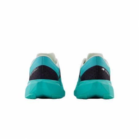 Baskets New Balance FuelCell Rebel v4 Bleu Blanc