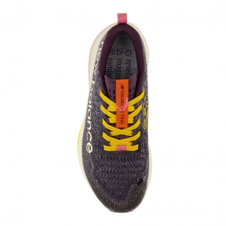 Scarpe New Balance FuelCell SuperComp Trail v1 grigio giallo  da donna