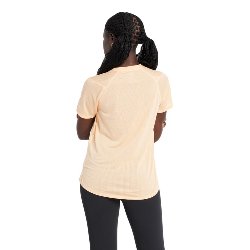 T-shirt femme orange New Balance Athletics...