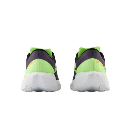 Ténis New Balance FuelCell Rebel v4 Preto Laranja Verde