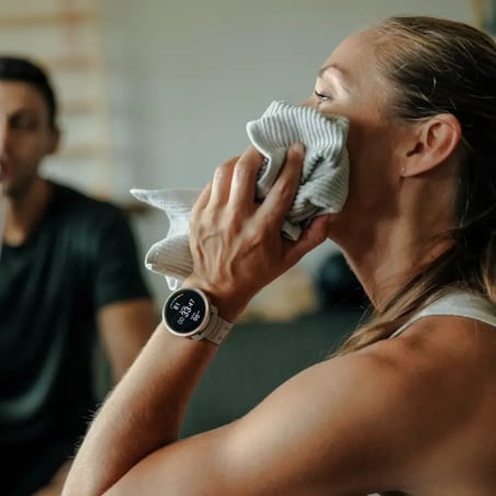 Polar Vantage M3 Grau Beige Uhr