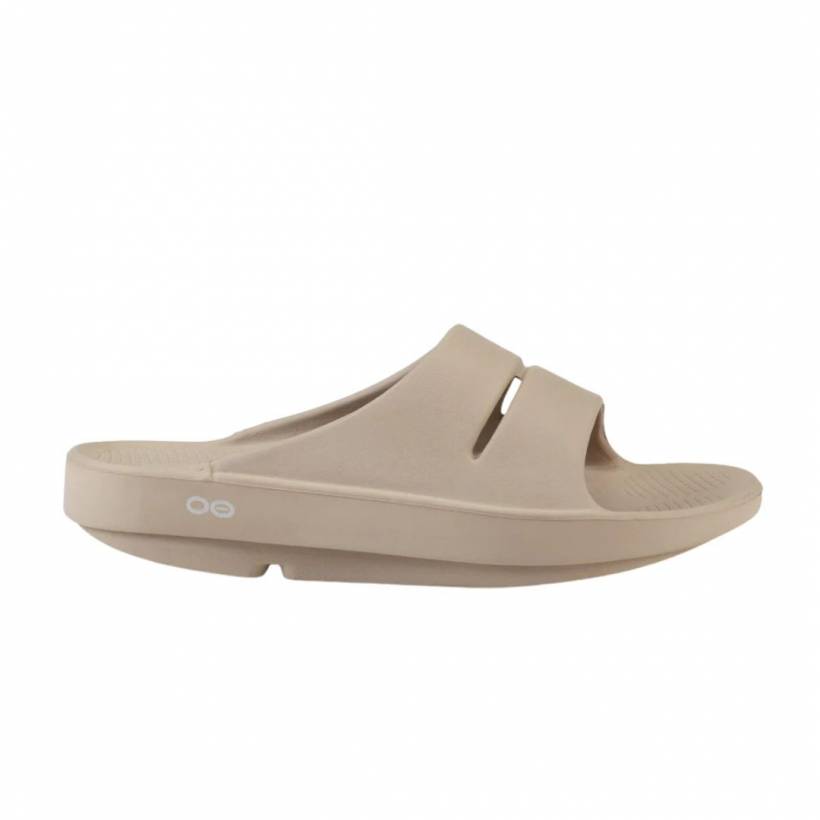 Oofos Recovery Ooahh Nomad Bruine Unisex Sandalen