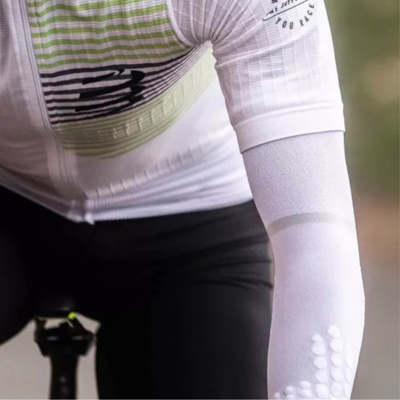 Compressport Arm Force Ultralight Sleeves Wit
