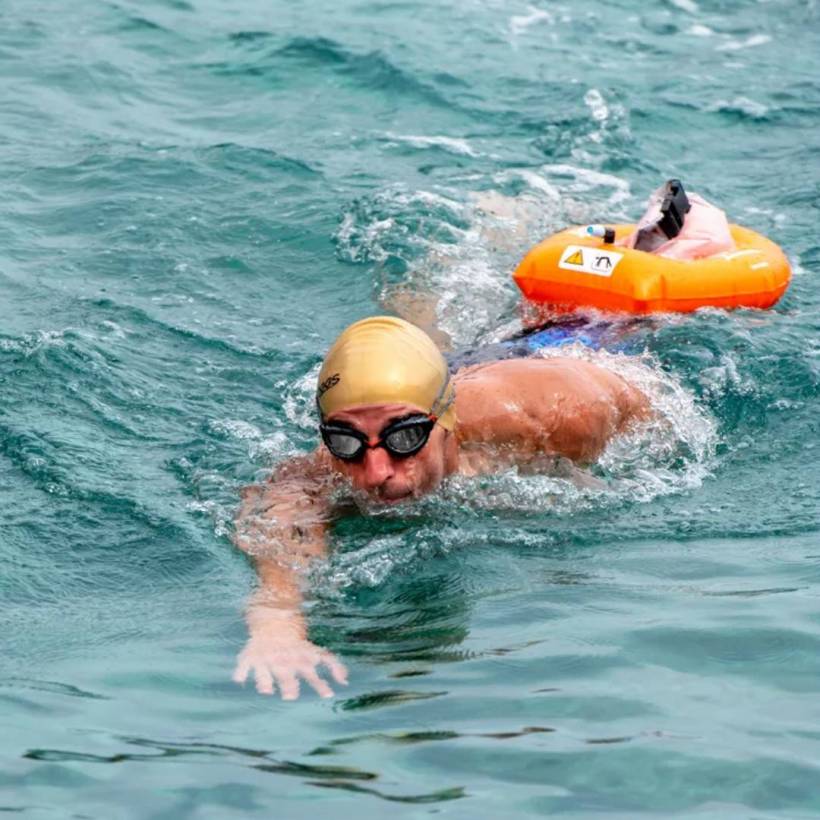 Zoggs Tow Float Plus Orange Buoy