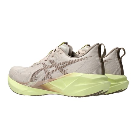 Chaussures Asics Novablast 5 Beige Jaune AW25 Femme