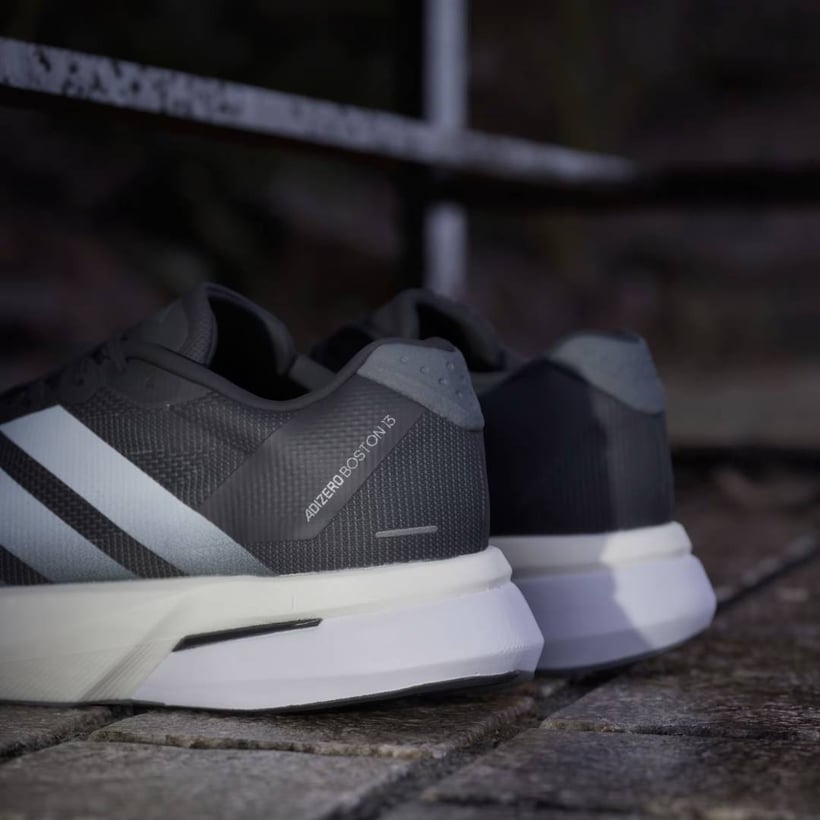 Scarpe Adidas Adizero Boston 13 Nero Bianco AW25