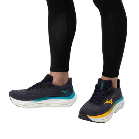 Zapatillas Mizuno Wave Sky 9 Negro Amarillo AW25