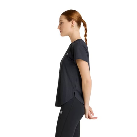 Camiseta New Balance Race Day Ultra Light Negro Mujer