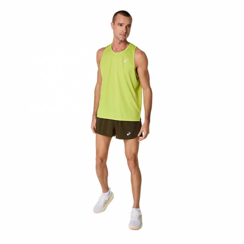 Short Asics Core Split Marrom
