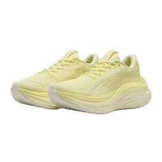 Tênis Puma MagMax NITRO Amarelo Branco AW25 Feminino 2