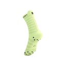 Calcetines Compressport Pro Racing Socks v4.0 Ultralight Run High Amarillo Negro