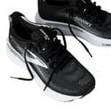 Chaussures Brooks Adrenaline GTS 25 Noir Blanc SS26