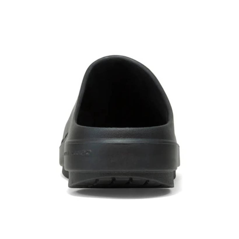 Unisex Black Oofos Recovery Ooclog Sandal