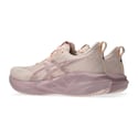 Chaussures Asics Novablast 5 Rose Beige SS26 Femme