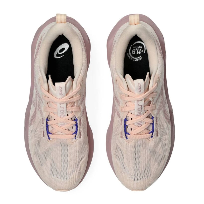 Chaussures Asics Novablast 5 Rose Beige SS26 Femme