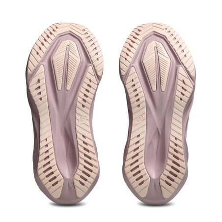 Zapatillas Asics Novablast 5 Rosa Beige SS26 Mujer