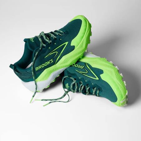 Zapatillas Brooks Caldera 8 Verde Blanco SS26