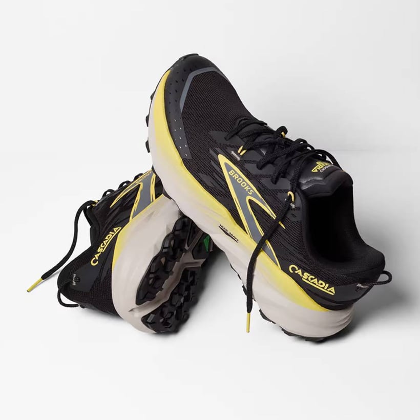 Brooks Cascadia 19 Schuhe Schwarz Gelb SS26
