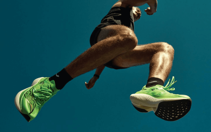 Cómo elegir los mejores calcetines de compresión para running. Nike